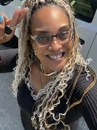 What a fun time to be had!! Congratulations Arlene Johnson and Derek Jeffers.  Family over Everything ❤️🤞🏽