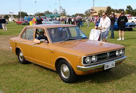 With under 600 sales a year in 1961 the car that started it all for the company in the u.s. File Toyota Corona 1600 Sedan Rt81 Jpg Wikimedia Commons