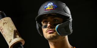 Alexander's RBI Single Walks Off Arkansas