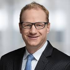 Robert Spak's Instagram, Twitter & Facebook