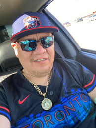 I need me an oily lady hahaha Okay guys lmao it's a joke I heard when I  went see my buddy Ovechkin kick ass last winter only by one goal but  Washington