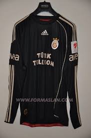 Galatasaray fans, shop gala apparel and gear from fanatics for the best officially licensed selection. Galatasaray Goalkeeper Football Shirt 2010 2011