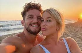 L'attività social di kat kerkhofs è ormai monitorata costantemente dai tifosi del napoli dopo le notizie della crisi matrimoniale con dries mertens che non ha ancora rinnovato il contratto con la società. Kat Kerkhofs Openhartig Over Seksleven Zo Blijft Het Spannend Tussen Ons Metro Krant