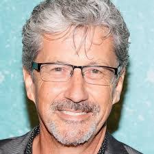 Rodney Darling's Instagram, Twitter & Facebook