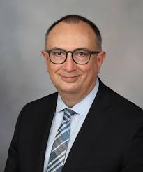 Kenneth Warrington's Instagram, Twitter & Facebook