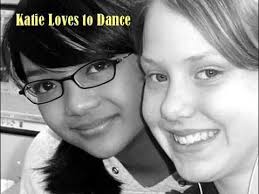 Preparing Bruce Capel's grave for Homecoming 2023