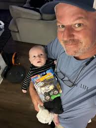 Milk truck treasure hunt at Publix