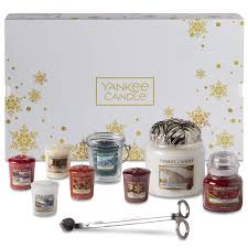 Yankee Candle Christmas Gift Set 8 Scented Candles Votive Holder Wick Trimmer And Illuma Lid Candle Topper 11 Piece Buy Online In Martinique At Desertcart