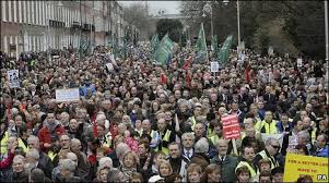 BBC NEWS | Europe | Huge protest over Irish economy