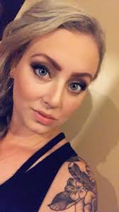 Another adorable American flag earring! Only $8.00 2 available 🥰