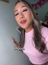 Embrace the Summer Vibes: A Relatable Mood