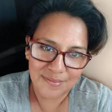 Karen Estefanía (30)