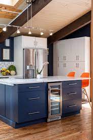 I'm erren, i have a passion for cooking and baking from scratch to create simple, nourishing, delicious recipes made with fresh ingredients, free from artificial additives and preservatives you find in prepackaged foods. 61 Two Toned Kitchen Cabinets Ideas In 2021 Two Toned Kitchen Cabinets Kitchen Cabinets Kitchen