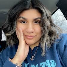 Ann Skiles's Instagram, Twitter & Facebook