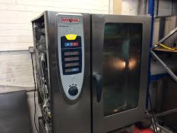 This combi oven is used to cook, steam, roast or even bake and you can make a number of varieties of food. Rational 10 Grid Scc101e Oven Combi Oven 3 Phase Peri Peri Oven Used Rational Catering Equipment