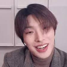 shayla (@secretlysoonie)