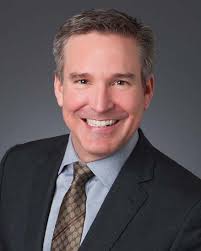 Legal Eagle Uses Showbiz Ties to Save Lives Variety's first Power of Law  honoree Kenneth Kleinberg drives kidney research org