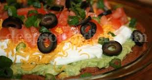 Bj S Small Deep Dish Pizza Deep South Dish Classic 70s 7 Layer Dip Layered Dip Recipes Finger Food Appetizers Yummy Dips