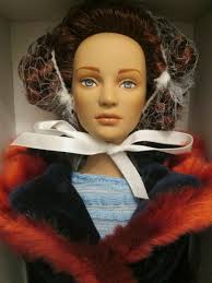 Stella Chase Model Tonner Doll 2004 AR Body Tyler Wentworth Dressed Box  Stand