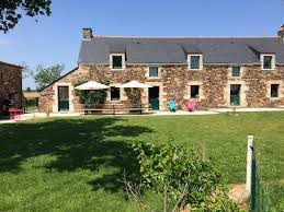 Maison En Pierre Avec Piscine Chauffee Gite Rural Beganne A La Porte Du Golfe Du Morbihan