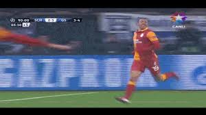 # gs # melo # galatasaray # muslera # fernando muslera. Wesleysneijder Albertriera Galatasaray In 2021 Soccer Field Giphy Gif
