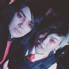 What to wear to a My Chemical Romance show?