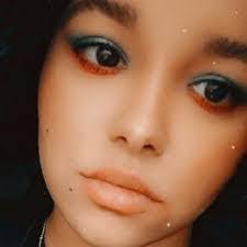 Dawn Monette's Instagram, Twitter & Facebook