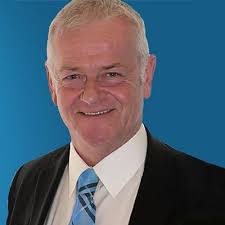 Ria Bennett (@ria_bennett)