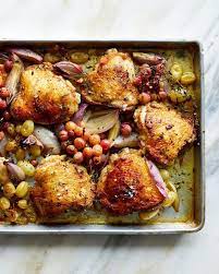 This Sheet Pan Chicken With Grapes And Shallots From Coluhenry Is Weeknight Simple But Also Impressive Enough For A Grape Recipes Nyt Cooking Chicken Recipes