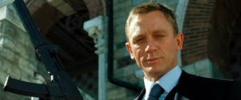 Musings From Another Star: 007 Daniel Craig: Do I Look Like I Give a Bond?