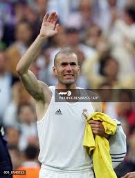 Zinédine zidane ist ein ehemaliger fußballspieler aus франция, (* 23 июня 1972 г. Afp Photo On Twitter 7 May 2006 Zidane Scores But Villarreal Draw Spoils Goodbye Zidane Realmadrid