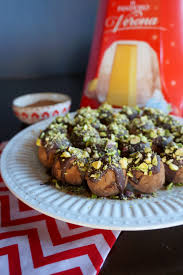 Pandoro Italian Christmas Cake Truffles The Baking Fairy Recipe Cake Truffles Italian Christmas Italian Christmas Cake