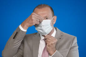 Győrfi pál hozzátette, amatőr futónak tartja magát, egy szigetkör a napi penzum, ha több ideje van, akkor maximum kétszer futja körbe a margitszigetet. Gyorfi Pal A Mentok Az Unnepen Is Teljes Keszenletben Allnak