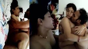 Desi Bhabhi Oral and Anal Sex from Desi49 – Desi MMS Sex Videos Indian Porn.