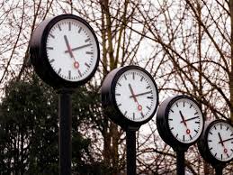 Im märz wird die uhr eine stunde vorgestellt. Zeitumstellung 2021 Auf Sommerzeit In Der Nacht Von Samstag Auf Sonntag Web De