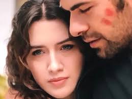 Today is my wife's and my anniversary. Here we're doing a Comic Con awhile  ago. Love her ❤️❤️ And love doing Cons with her 🤗🤗🤗