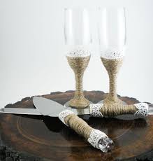 Wedding Champagne Flutes And Cake Server Set Rustic Wedding Serving Set Glass Champagne Flutes And With Images Wedding Cake Setting Rustic Spring Wedding Rustic Wedding