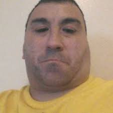 Salvatore Castro (@Salvato30906507)