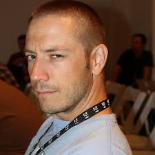 Aaron Pedersen (@aaronpedersen)