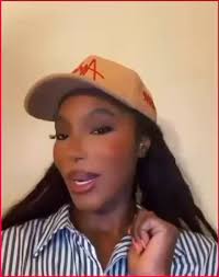 Performance by Josephine Joy The Fashion Life Tour NYFW 2025.  @iamjosephinejoy @thefashionlifetour