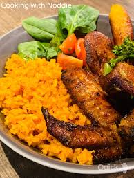 Jollof Rice Bowl With Fried Plantain And Grilled Chicken Wings Jollof Rice Grilled Chicken Wings Chicken Wings
