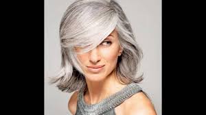 Vous avez la quarantaine et souhaitez donner un coup de pep's à votre visage? Les 30 Coiffures Tendances Cheveux Gris Youtube