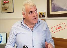 Ο αντικατασταθείς διοικητής του Νοσοκομείου φεύγοντας, ειρωνεύεται τους  Καστοριανούς - OlaDeka