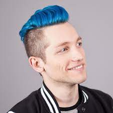 Rezo shampoo and conditioner are infused with rosa rugosa flower extract which helps provide moisture to hair, assisting in fighting dehydration and dryness. Rezo Spotify