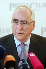 Theo waigel verhandelte als finanzminister die deutsche einheit. Fichier 2017 05 18 Theo Waigel 1949 Jpg Wikipedia