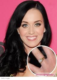 Katy Perry's engagement ring from Russell Brand featured a rare, 3-carat  antique Golconda diamond set