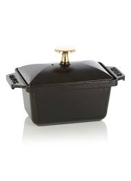 The staub black terrine with a 1.5 litre capacity. Staub Terrine Met Deksel 15 Cm Zwart De Bijenkorf