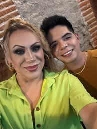 No duerman tan tranquilas que les puede salir el Payaso del terror del  huerto jJajajajajajaja