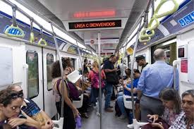 Umai Plastico Acero Telas Y Billetes Cuanto Tiempo Vive El Covid 19 En Las Superficies Y Los Objetos