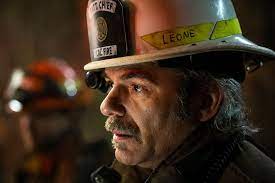 Fire Country : Fire Country : Photo Billy Burke - 34 sur 59 - AlloCiné